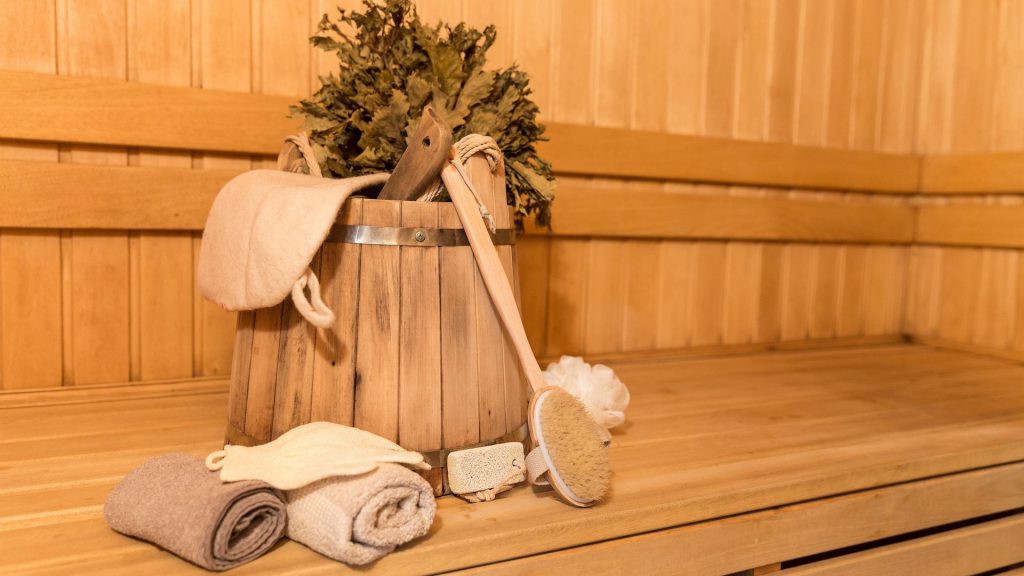 Top 10 London Hotels with Hot Tub 4