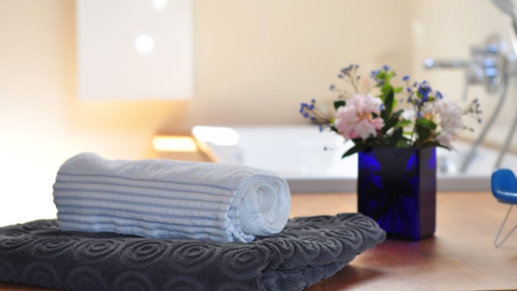 Top 10 Spa Bathtub Hotel in Berlin 4